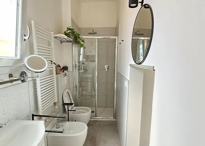 In Centro Con Vista Sul Canale Bologne